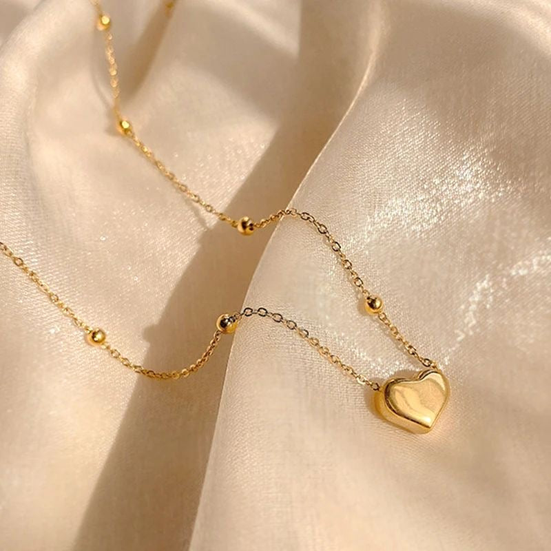 Girly heart necklace